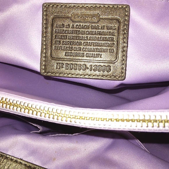 Must See☆Rare☆COACH "Garnet" Large Signature Pleated Sateen Satchel☆2009 - Picture 11 of 16